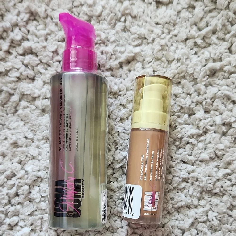 Uoma Beauty Cleansing Oil And Flawless IRL Skin Perfecting‎ Foundation